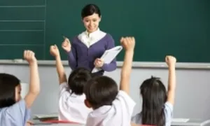 Xã hội 'nợ' nhà giáo