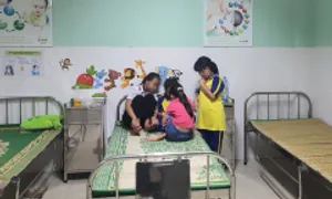 15 học sinh nghi ngộ độc sau khi ăn sữa chua